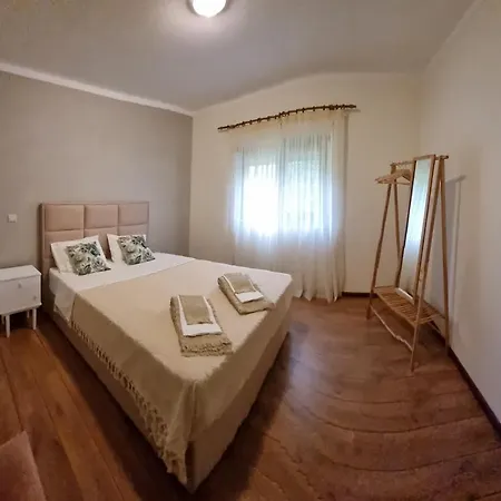 Villavitoria Villa *