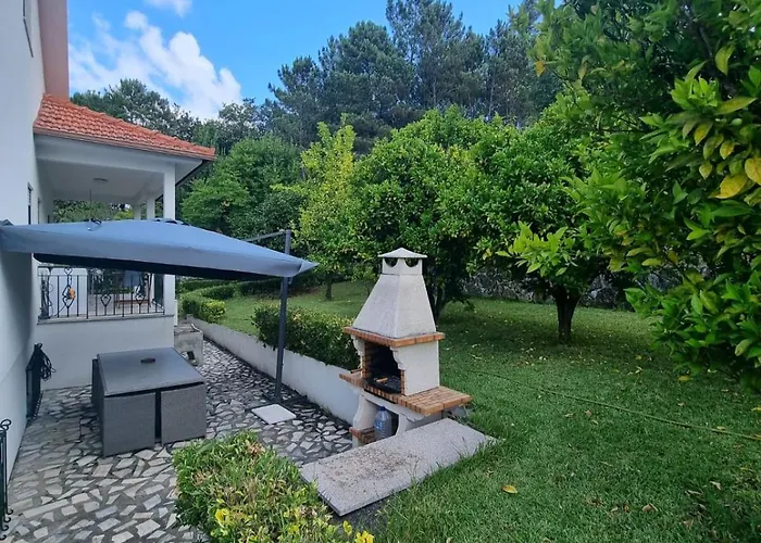 Villavitoria * Paredes de Coura